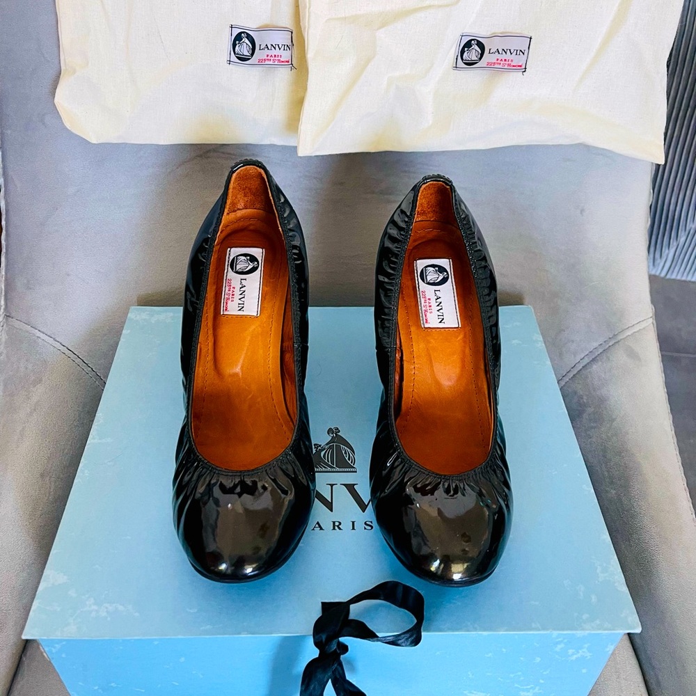Lanvin Black Patent Leather Ballerina Wedges. Size 10. Runs small. Fits like a 9